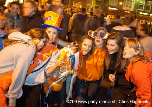 090429_070_koninginnenach_partymania