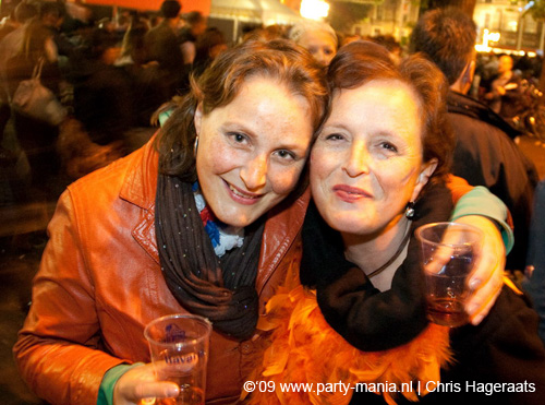 090429_088_koninginnenach_partymania