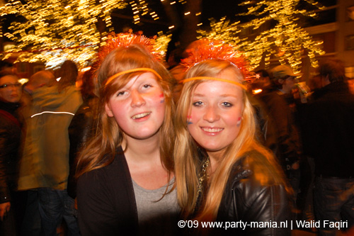 090429_002_koninginnenach_partymania