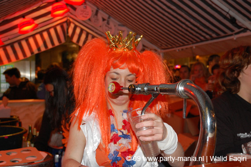 090429_005_koninginnenach_partymania