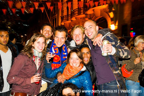 090429_026_koninginnenach_partymania