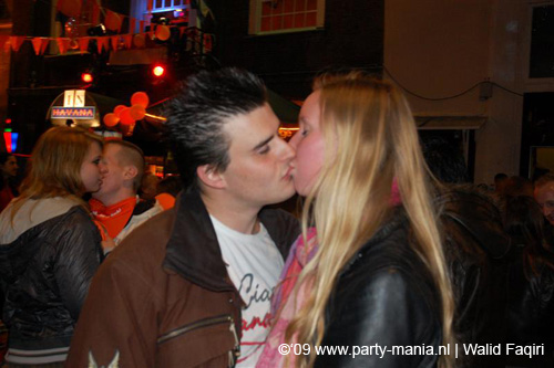 090429_033_koninginnenach_partymania