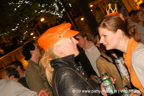 090429_042_koninginnenach_partymania