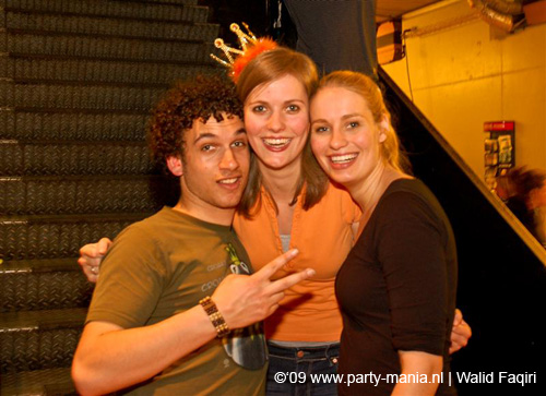 090429_063_koninginnenach_partymania