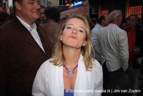 090429_017_koninginnenach_partymania