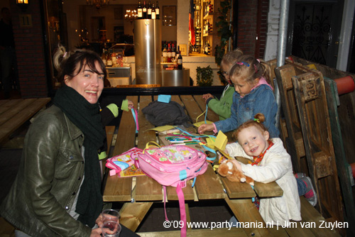 090429_018_koninginnenach_partymania