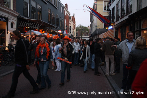 090429_020_koninginnenach_partymania