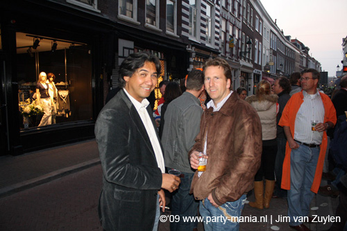 090429_022_koninginnenach_partymania