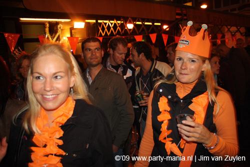090429_038_koninginnenach_partymania