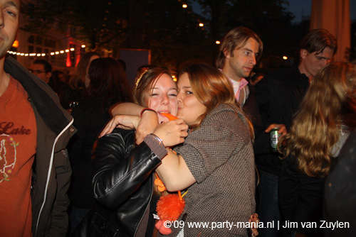 090429_044_koninginnenach_partymania