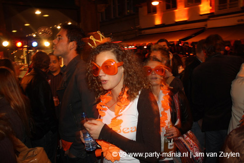 090429_049_koninginnenach_partymania