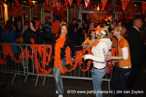 090429_058_koninginnenach_partymania