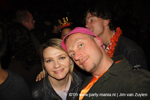 090429_095_koninginnenach_partymania