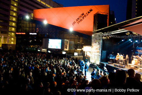 090429_052_koninginnenach_partymania