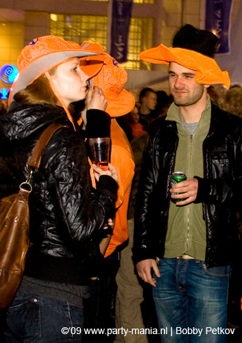 090429_054_koninginnenach_partymania