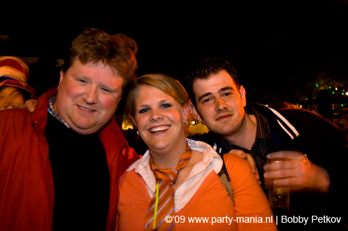 090429_085_koninginnenach_partymania