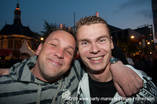 090429_027_koninginnenach_partymania