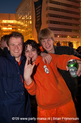 090429_041_koninginnenach_partymania