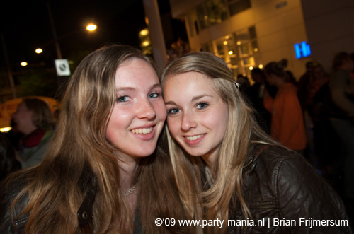 090429_047_koninginnenach_partymania