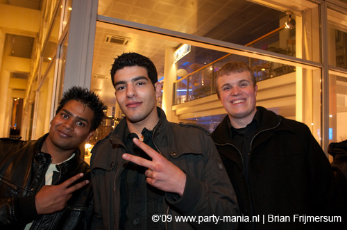090429_052_koninginnenach_partymania