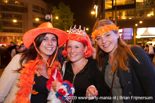 090429_054_koninginnenach_partymania