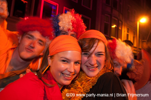 090429_060_koninginnenach_partymania