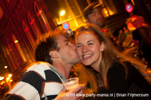 090429_062_koninginnenach_partymania