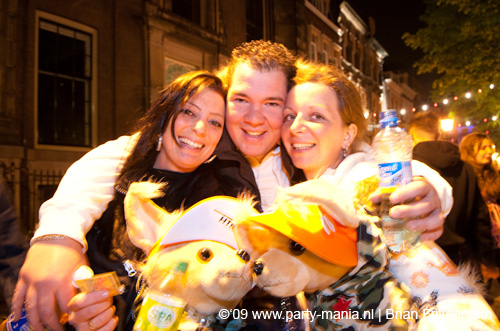 090429_084_koninginnenach_partymania