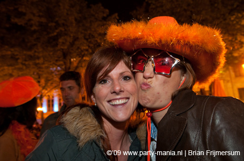090429_087_koninginnenach_partymania