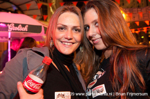 090429_094_koninginnenach_partymania