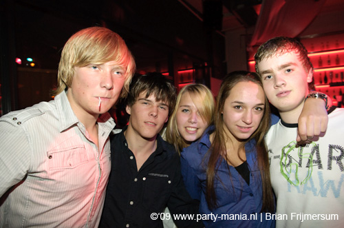 090508_013_housekillers_partymania
