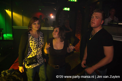 090515_016_club_live_partymania