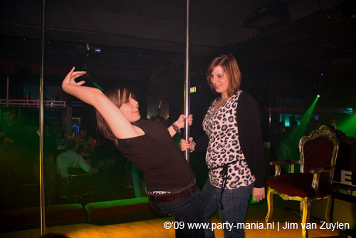 090515_018_club_live_partymania