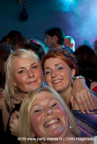 090516_033_terug_in_de_tijd_partymania