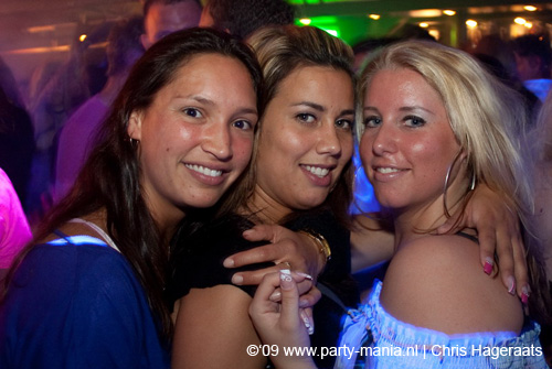 090521_030_franchise_partymania