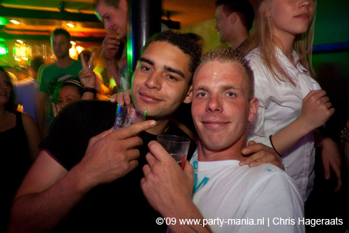 090521_042_franchise_partymania