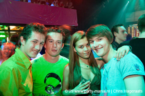 090521_049_franchise_partymania
