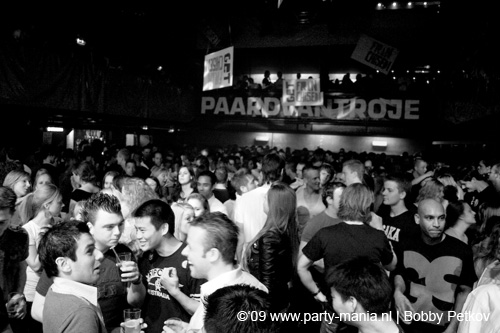 090521_030_franchise_partymania