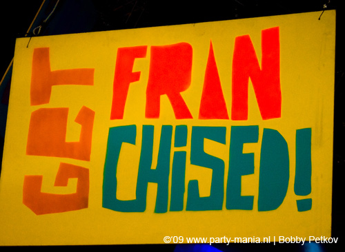 090521_080_franchise_partymania