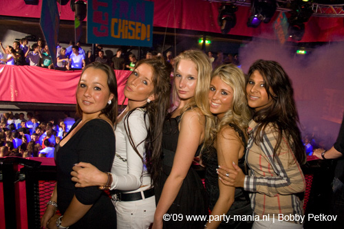090521_087_franchise_partymania