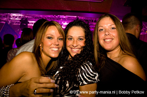 090521_094_franchise_partymania