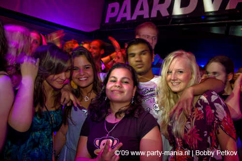 090521_108_franchise_partymania