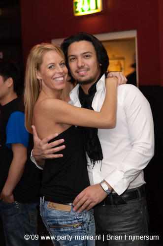 090522_035_onefour_partymania