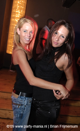 090522_055_onefour_partymania