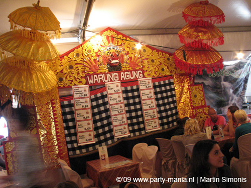 090522_085_tong_tong_fair_partymania