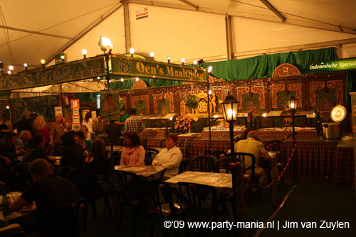 090523_059_tong_tong_fair_partymania