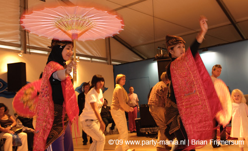 090528_038_tong_tong_fair_partymania