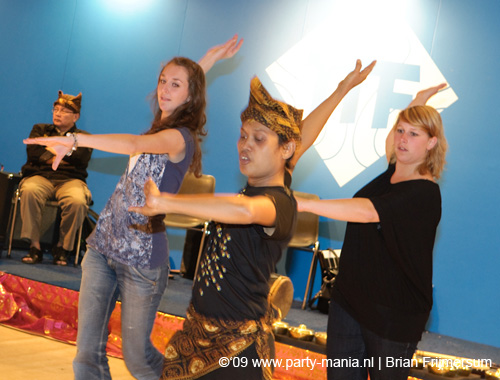 090528_048_tong_tong_fair_partymania