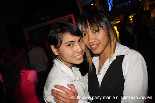 090529_005_le_paris_partymania