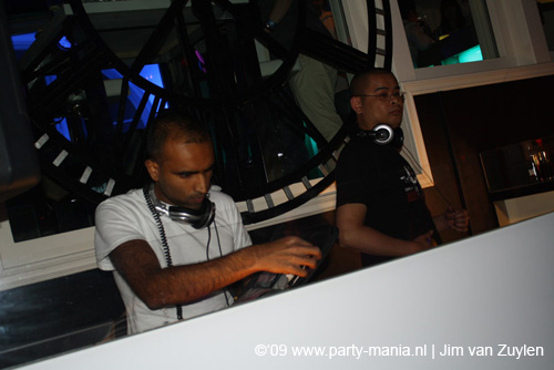 090529_010_le_paris_partymania